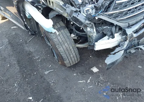 2021 Ford Explorer Xlt z USA, uszkodzony, nr VIN 1FMSK8DH1MGC36120